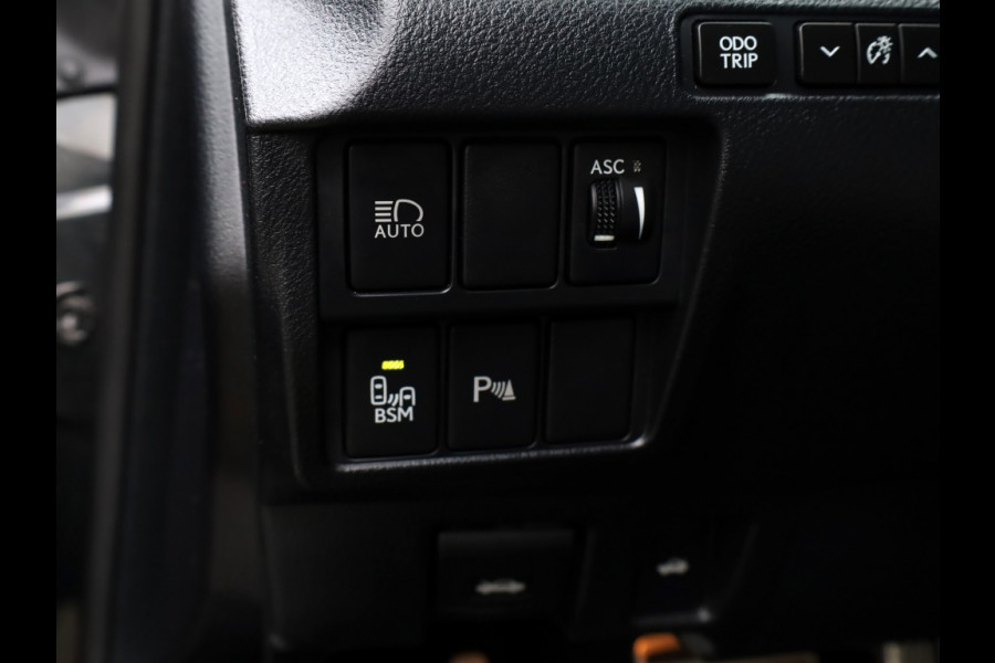 Lexus RC 300h F SPORT Line | Mark Levinson | Safety Pack | Stoelventilati