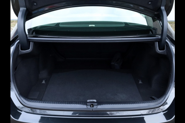 Lexus RC 300h F SPORT Line | Mark Levinson | Safety Pack | Stoelventilati