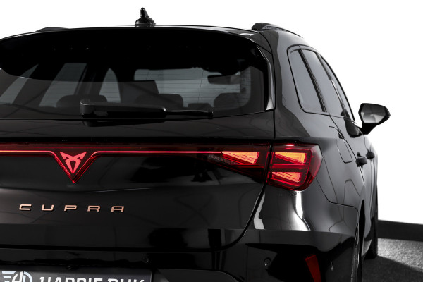 CUPRA Leon Sportstourer 1.5 TSI e-Hybrid 204 PK Business | Drive Pack | Dig. Cockpit | Adapt. Cruise | Stoel-+Stuurverw. | PDC | Camera | NAV + App. Connect | ECC | LM 18" | 9447