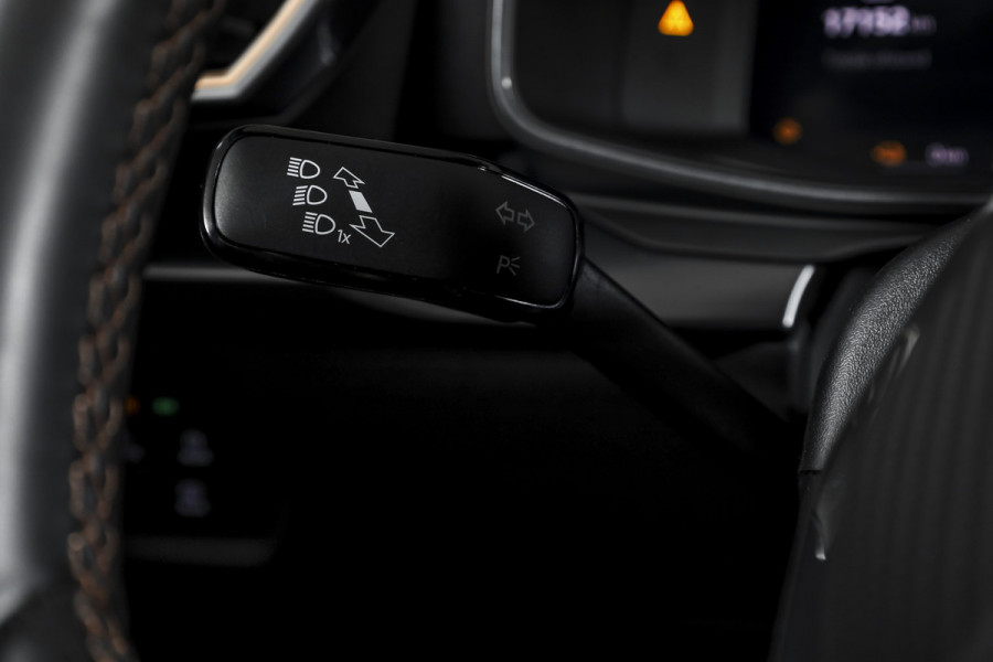 CUPRA Leon Sportstourer 1.5 TSI e-Hybrid 204 PK Business | Drive Pack | Dig. Cockpit | Adapt. Cruise | Stoel-+Stuurverw. | PDC | Camera | NAV + App. Connect | ECC | LM 18" | 9447