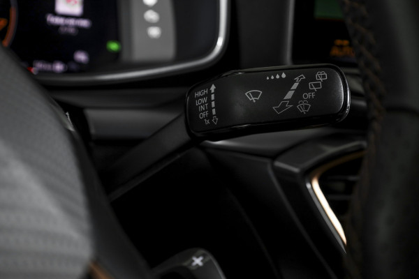 CUPRA Leon Sportstourer 1.5 TSI e-Hybrid 204 PK Business | Drive Pack | Dig. Cockpit | Adapt. Cruise | Stoel-+Stuurverw. | PDC | Camera | NAV + App. Connect | ECC | LM 18" | 9447