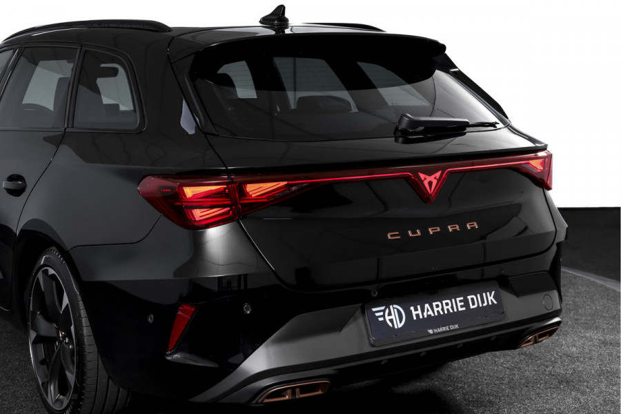 CUPRA Leon Sportstourer 1.5 TSI e-Hybrid 204 PK Business | Drive Pack | Dig. Cockpit | Adapt. Cruise | Stoel-+Stuurverw. | PDC | Camera | NAV + App. Connect | ECC | LM 18" | 9447