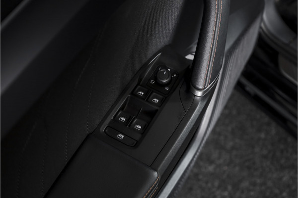 CUPRA Leon Sportstourer 1.5 TSI e-Hybrid 204 PK Business | Drive Pack | Dig. Cockpit | Adapt. Cruise | Stoel-+Stuurverw. | PDC | Camera | NAV + App. Connect | ECC | LM 18" | 9447