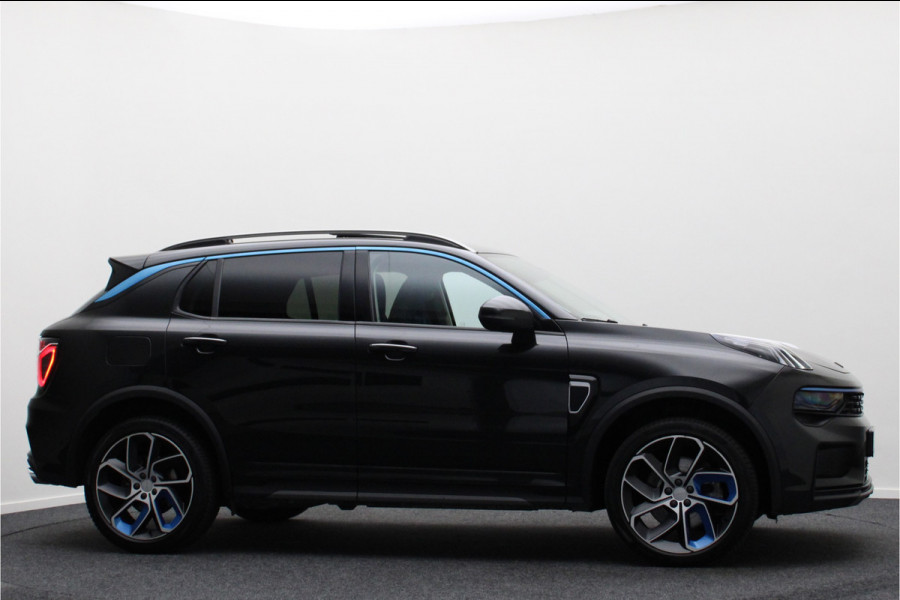 Lynk & Co 01 1.5 Panoramadak, ACC, Keyless, Navigatie, PDC, LED, 20''