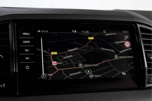 Škoda Karoq 1.5 TSI ACT 150 PK Sportline Business - Automaat | Elek. Trekhaak | Dig. Cockpit | Adapt. Cruise | PDC | Camera | NAV + App. Connect | ECC | DAB | LM 18" | 7979