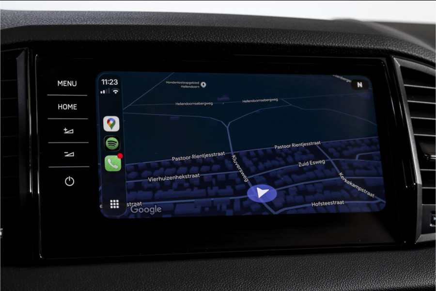 Škoda Karoq 1.5 TSI ACT 150 PK Sportline Business - Automaat | Elek. Trekhaak | Dig. Cockpit | Adapt. Cruise | PDC | Camera | NAV + App. Connect | ECC | DAB | LM 18" | 7979