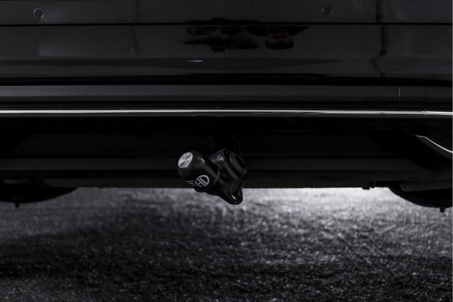 Škoda Karoq 1.5 TSI ACT 150 PK Sportline Business - Automaat | Elek. Trekhaak | Dig. Cockpit | Adapt. Cruise | PDC | Camera | NAV + App. Connect | ECC | DAB | LM 18" | 7979