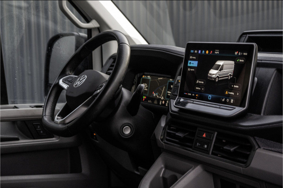 Volkswagen Crafter 35 2.0 TDI L4H3 | 177PK | Automaat | NW Interieur | Navi | Camera | Carplay