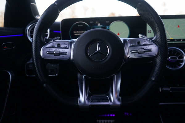 Mercedes-Benz CLA-Klasse AMG CLA 35 4Matic 306PK Pano/Aero/Night/Sfeer