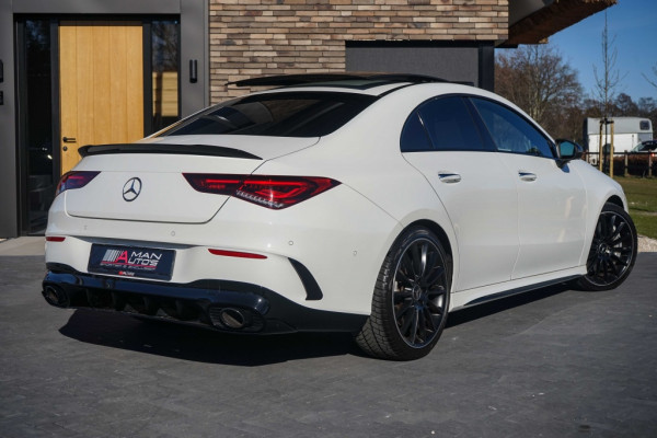 Mercedes-Benz CLA-Klasse AMG CLA 35 4Matic 306PK Pano/Aero/Night/Sfeer