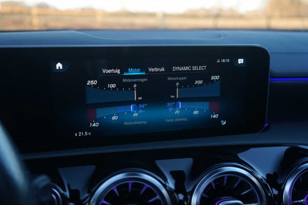 Mercedes-Benz CLA-Klasse AMG CLA 35 4Matic 306PK Pano/Aero/Night/Sfeer