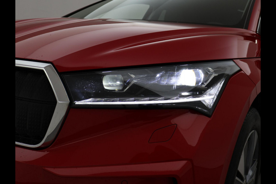 Škoda ENYAQ iV 80 - 204 PK + SFEERVERLICHTING | CAMERA | STUURWIELVERW. | CARPLAY