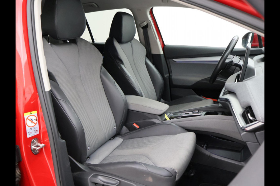 Škoda ENYAQ iV 80 - 204 PK + SFEERVERLICHTING | CAMERA | STUURWIELVERW. | CARPLAY