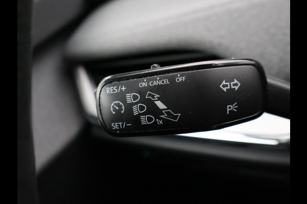 Škoda ENYAQ iV 80 - 204 PK + SFEERVERLICHTING | CAMERA | STUURWIELVERW. | CARPLAY