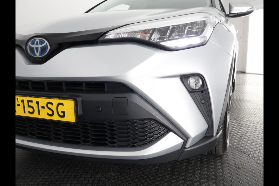 Toyota C-HR 2.0 HYBRIDE DYNAMIC BIJNA 2023 GARANTIE 11-2032 NAVI. HALF LEDER. 182 PK. PDC V+A.CAMERA. ADAPTIVE CRUISE