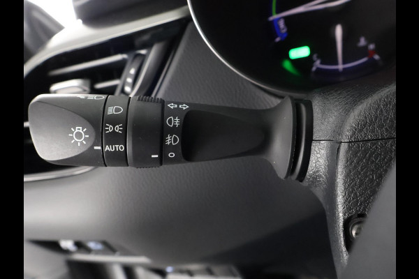 Toyota C-HR 2.0 HYBRIDE DYNAMIC BIJNA 2023 GARANTIE 11-2032 NAVI. HALF LEDER. 182 PK. PDC V+A.CAMERA. ADAPTIVE CRUISE
