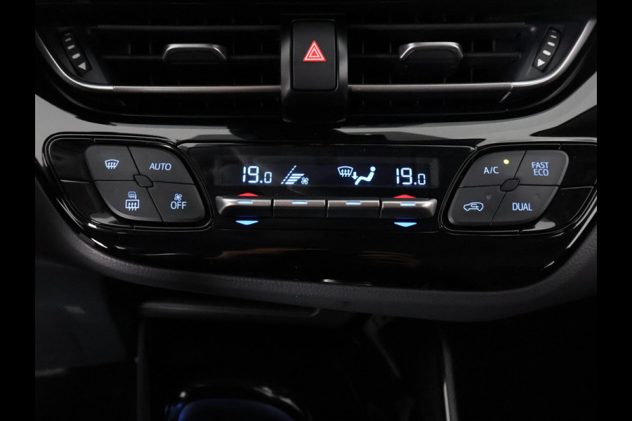 Toyota C-HR 2.0 HYBRIDE DYNAMIC BIJNA 2023 GARANTIE 11-2032 NAVI. HALF LEDER. 182 PK. PDC V+A.CAMERA. ADAPTIVE CRUISE