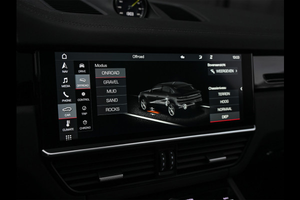 Porsche Cayenne Coupé 3.0 E-Hybrid · Sport chrono · NL-auto · Panoramadak · Bose sound · Keyless · 360 Camera · 4 Wheel steering · Adaptive cruise · M