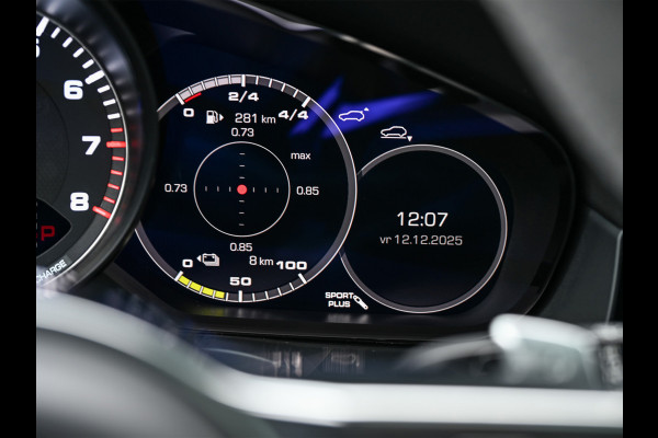 Porsche Cayenne Coupé 3.0 E-Hybrid · Sport chrono · NL-auto · Panoramadak · Bose sound · Keyless · 360 Camera · 4 Wheel steering · Adaptive cruise · M