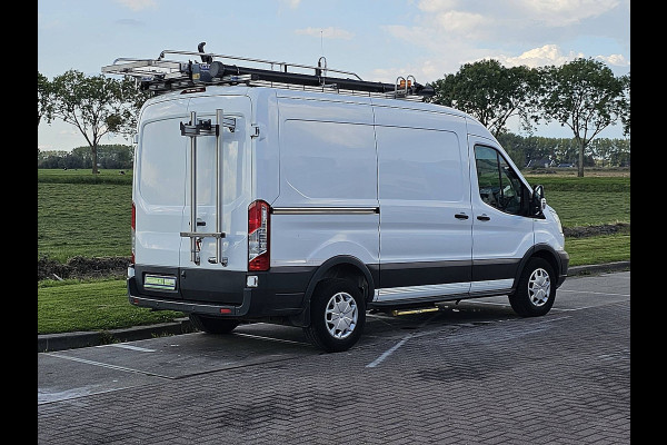 Ford Transit 350 2.0 TDCI L2H2 Trend Imperiaal Lift!  Werkplaats-Inrichting Navi Airco Camera 130Pk Euro6 Oh-Historie 1e Eigenaar!