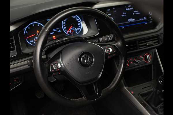 Volkswagen Polo 1.0 TSI Comfortline Sport (APPLE CARPLAY,GROOT NAVI,ADAPTIVE CRUISE,TREKHAAK,LED,SPORTSTOELEN,NETTE STAAT)