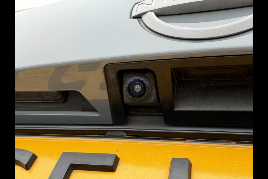 Nissan Juke 1.6 Hybrid N-Connecta Automaat / Keyless / Carplay / Camera / Navi / 17" LM /