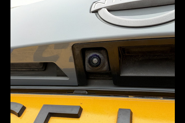 Nissan Juke 1.6 Hybrid N-Connecta Automaat / Keyless / Carplay / Camera / Navi / 17" LM /