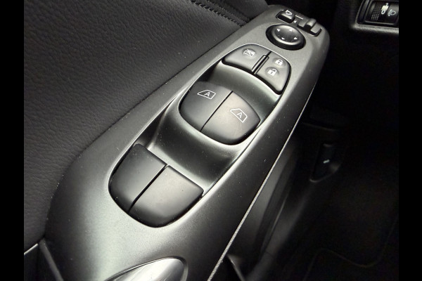 Nissan Juke 1.6 Hybrid N-Connecta Automaat / Keyless / Carplay / Camera / Navi / 17" LM /