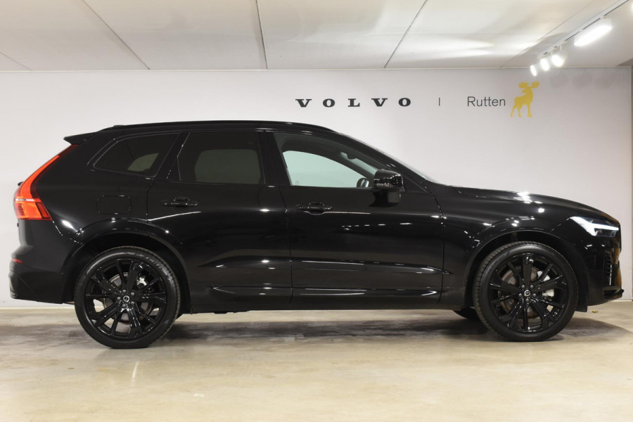 Volvo XC60 2.0 T6 Plug-in hybrid AWD Plus Black Edition Panoramadak | Adaptieve Cruise Control | Harman Kardon | Apple Carplay/Android Auto | Achterbank verwarmd