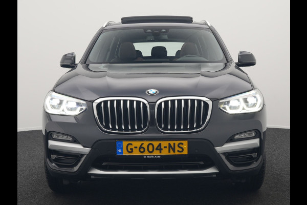 BMW X3 sDrive20i High Executive 184pk Dealer O.H. 34.624 KM | Panodak | Head Up | Camera | Lederen Sportstoelen Verwarmd | Keyless | Navigatie | Cruise Control | DAB |