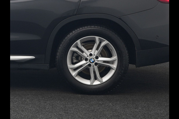 BMW X3 sDrive20i High Executive 184pk Dealer O.H. 34.624 KM | Panodak | Head Up | Camera | Lederen Sportstoelen Verwarmd | Keyless | Navigatie | Cruise Control | DAB |