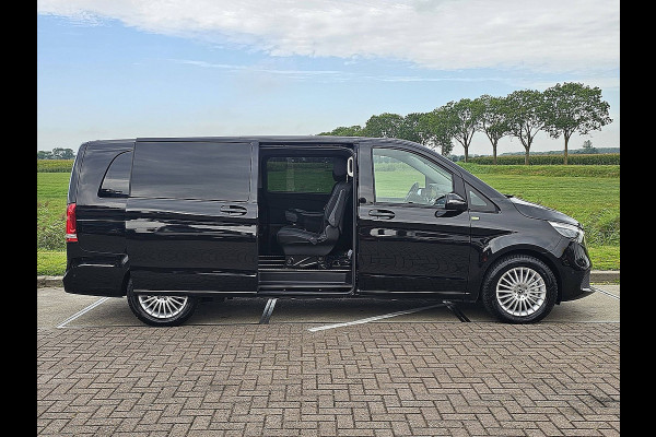 Mercedes-Benz Eqv 300 L3 90 kWh 8-Persoons Mbux + Navi Elektrische-Zijdeuren LED Bumpers-Kleur!