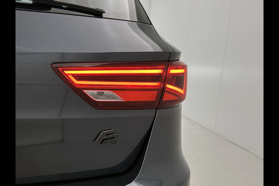 Seat Leon ST 2.0 TSI FR Business Intense | 191PK | PANO | CARPLAY | ACHTERCAM | TREKH | STOELVERW | BEATS | DIG DASH | GOED ONDERH