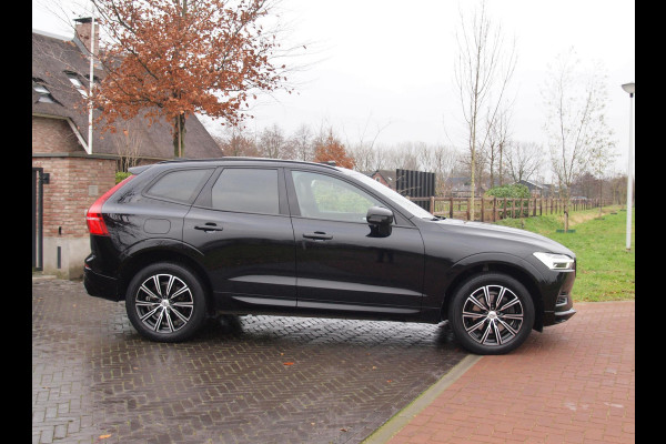 Volvo XC60 2.0 T8 Twin Engine AWD Inscription | Trekhaak | Luchtvering | Panoramadak | Black Edition |