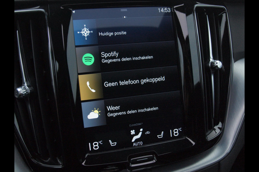 Volvo XC60 2.0 T8 Twin Engine AWD Inscription | Trekhaak | Luchtvering | Panoramadak | Black Edition |