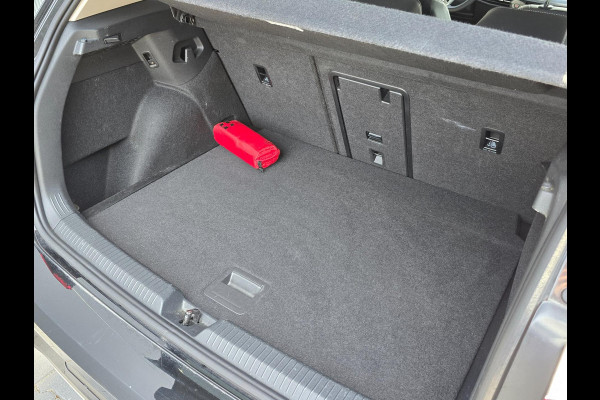 Volkswagen Golf 8.5 1.5 eTSI 150pk Goal Edition Trekhaak | Stoelverw. | Navi | Cruise | Carplay