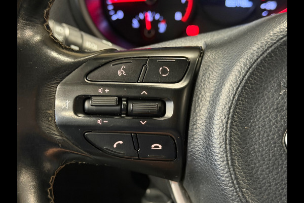 Kia Picanto 1.0 CVVT Design Edition NAVIGATIE CAMERA APPLE CARPLAY CRUISE AIRCO START/STOP