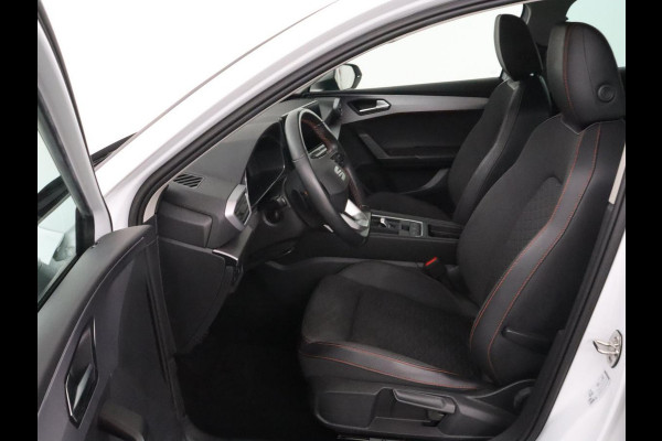 Seat Leon 1.4 e-Hybrid FR | Trekhaak | Stoelverwarming | Camera | Adaptive cruise | Carplay | Navigatie | PHEV | Plug In