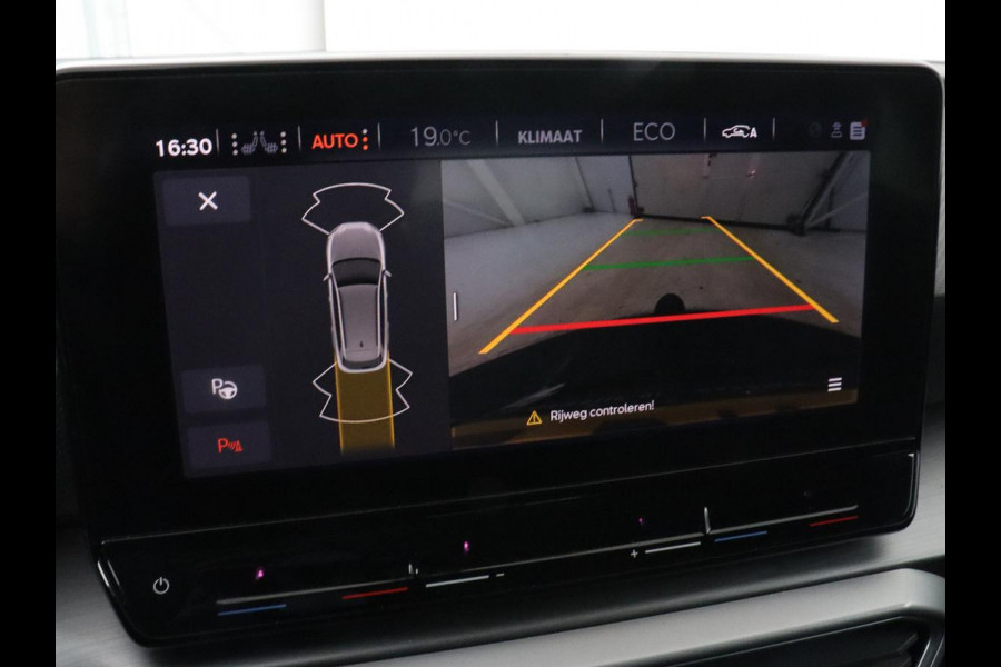 Seat Leon 1.4 e-Hybrid FR | Trekhaak | Stoelverwarming | Camera | Adaptive cruise | Carplay | Navigatie | PHEV | Plug In