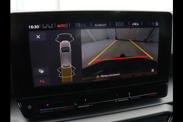 Seat Leon 1.4 e-Hybrid FR | Trekhaak | Stoelverwarming | Camera | Adaptive cruise | Carplay | Navigatie | PHEV | Plug In