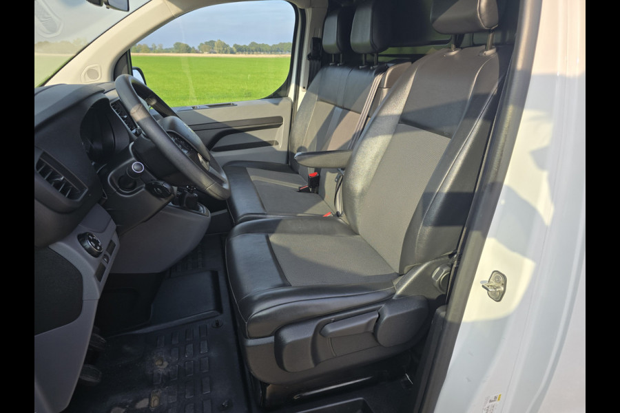 Citroën Jumpy 2.0 BlueHDI L2 H1 - 120 Pk - Euro 6 - ParkeerCamera - Navi - Airco - Cruise Control