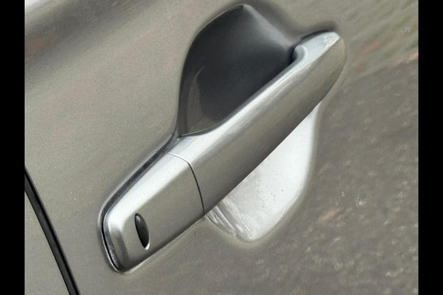 Mitsubishi Outlander 2.4 PHEV Pure+, vele opties, achteruitrijcamera, leder, 18 inch, 1 e eigenaar, NL auto met nationale auto pas