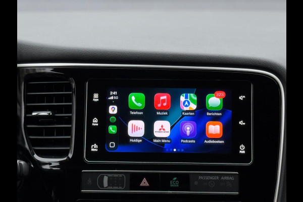 Mitsubishi Outlander 2.4 PHEV Pure+, vele opties, achteruitrijcamera, leder, 18 inch, 1 e eigenaar, NL auto met nationale auto pas