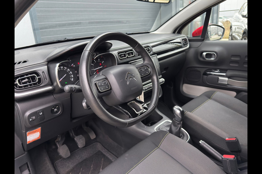 Citroën C3 1.2 PureTech Shine / Camera / Carplay / ACTIE