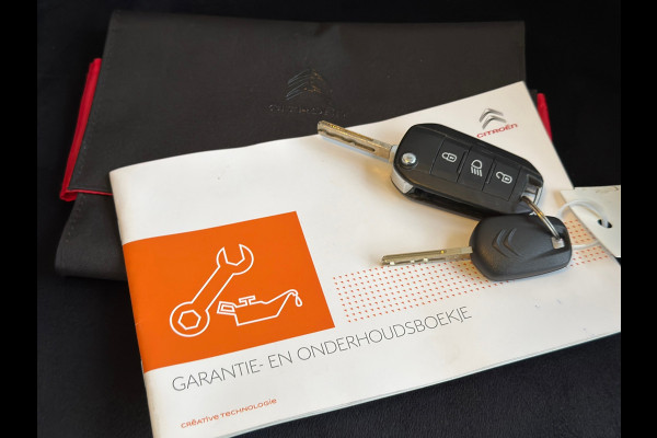 Citroën C3 1.2 PureTech Shine / Camera / Carplay / ACTIE