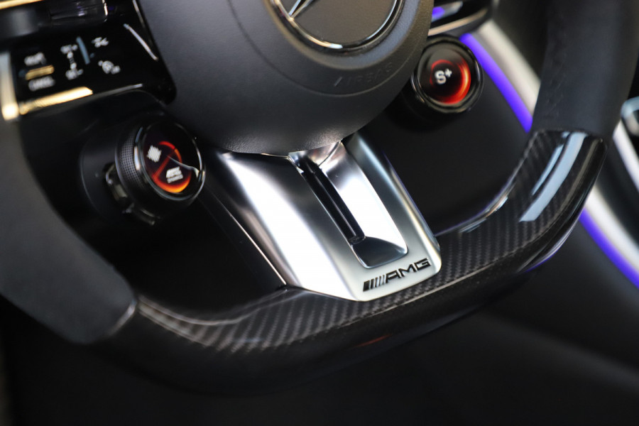 Mercedes-Benz C-Klasse AMG 63 S E Performance | 680PK | Achterasbesturing | Head-up | Keyless-go | Carbon | Schaalstoelen | Digital-light | Pano | 2024