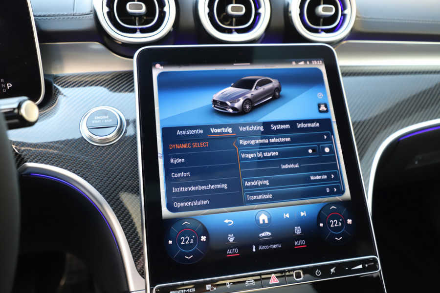 Mercedes-Benz C-Klasse AMG 63 S E Performance | 680PK | Achterasbesturing | Head-up | Keyless-go | Carbon | Schaalstoelen | Digital-light | Pano | 2024