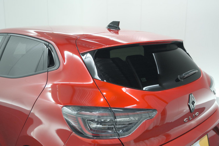 Renault Clio 1.0 TCe 90 GPF techno | 360 Camera | Adaptieve Cruise Control | 9.3 Inch Groot Scherm