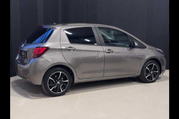 Toyota Yaris 1.3 VVT-i Dynamic AUT. | CAMERA | CLIMA