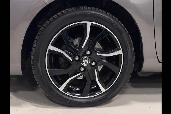 Toyota Yaris 1.3 VVT-i Dynamic AUT. | CAMERA | CLIMA